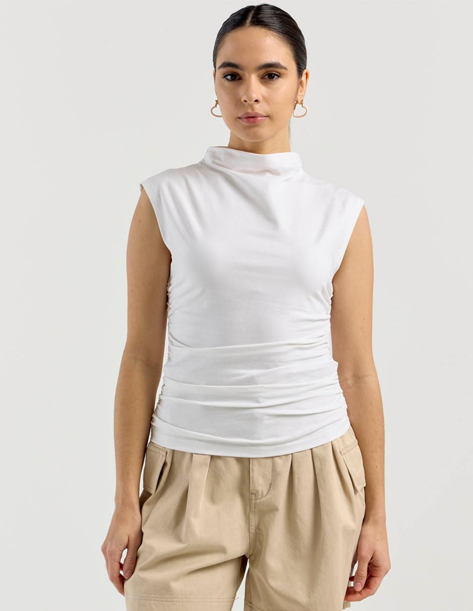 Playera cuello alto mujer 2