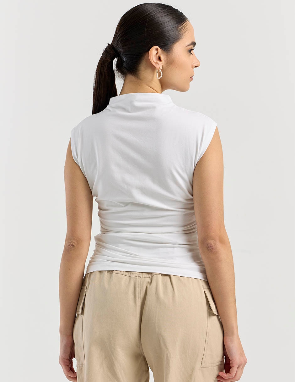 Playera cuello alto mujer 6