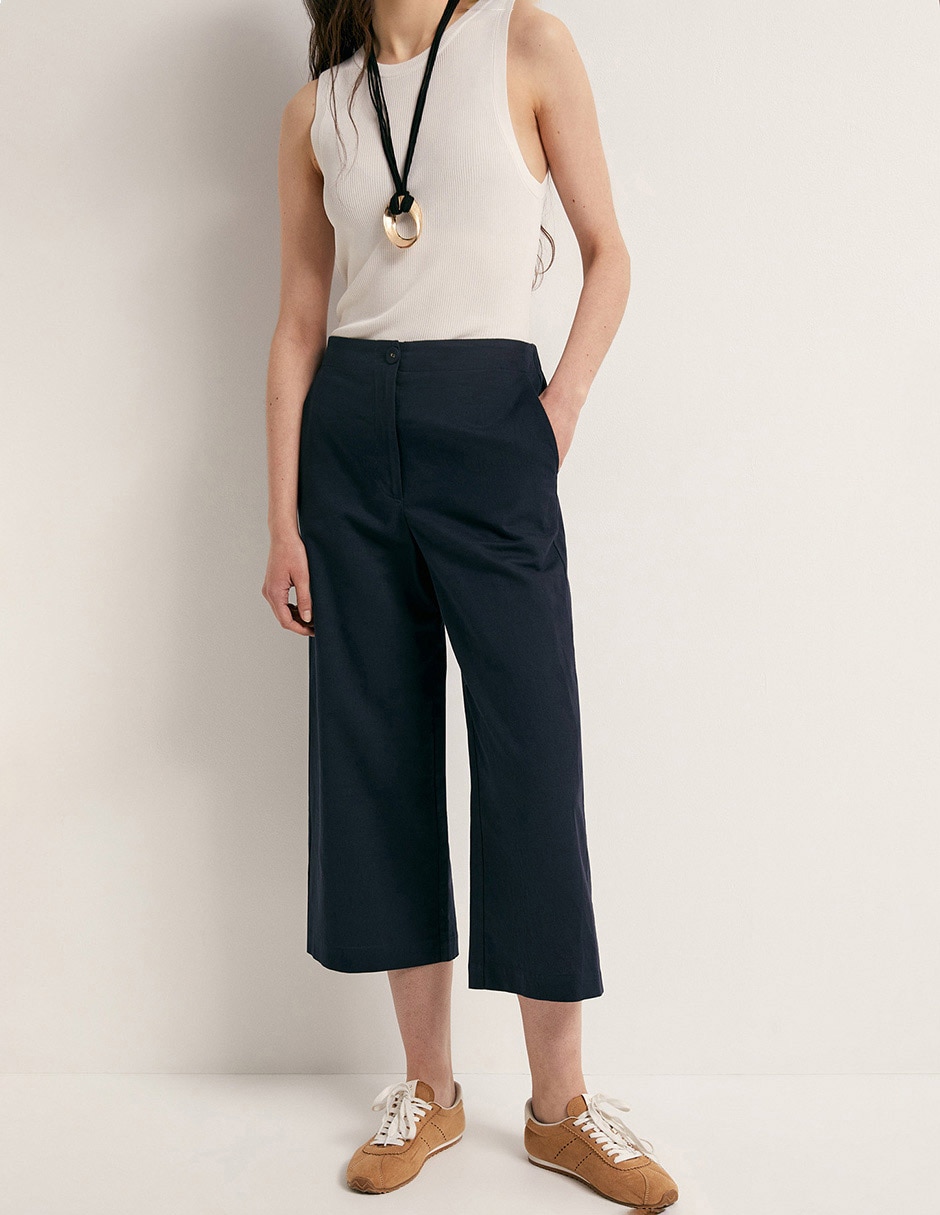 Pantalón capri Sfera flare para mujer