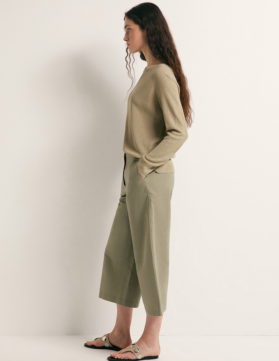 Pantalón capri Sfera flare para mujer