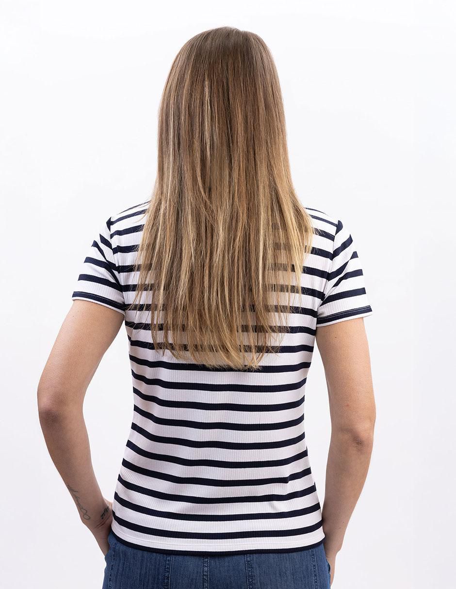 Playera manga corta F25 cuello redondo para mujer 3