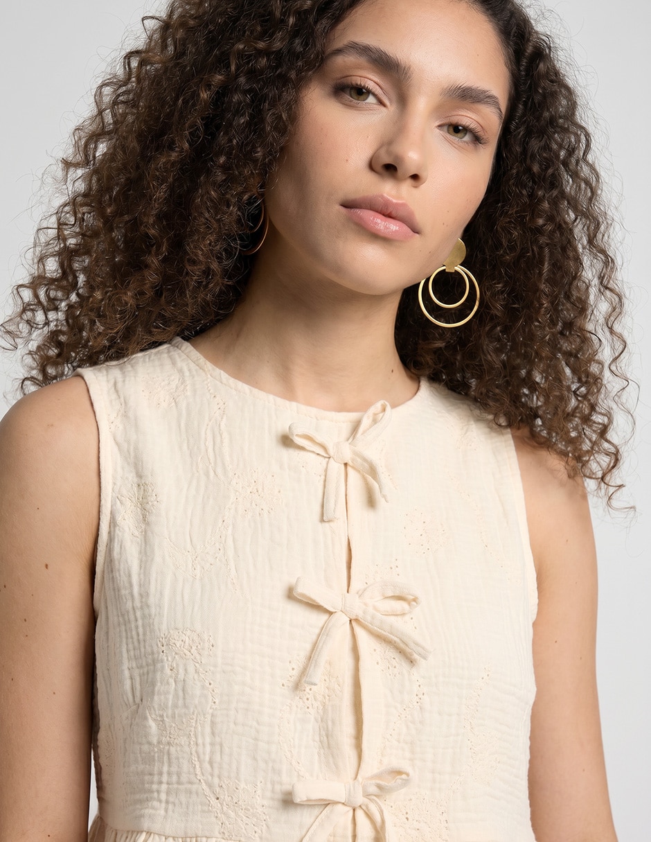 Blusa Now & Then sin manga para mujer