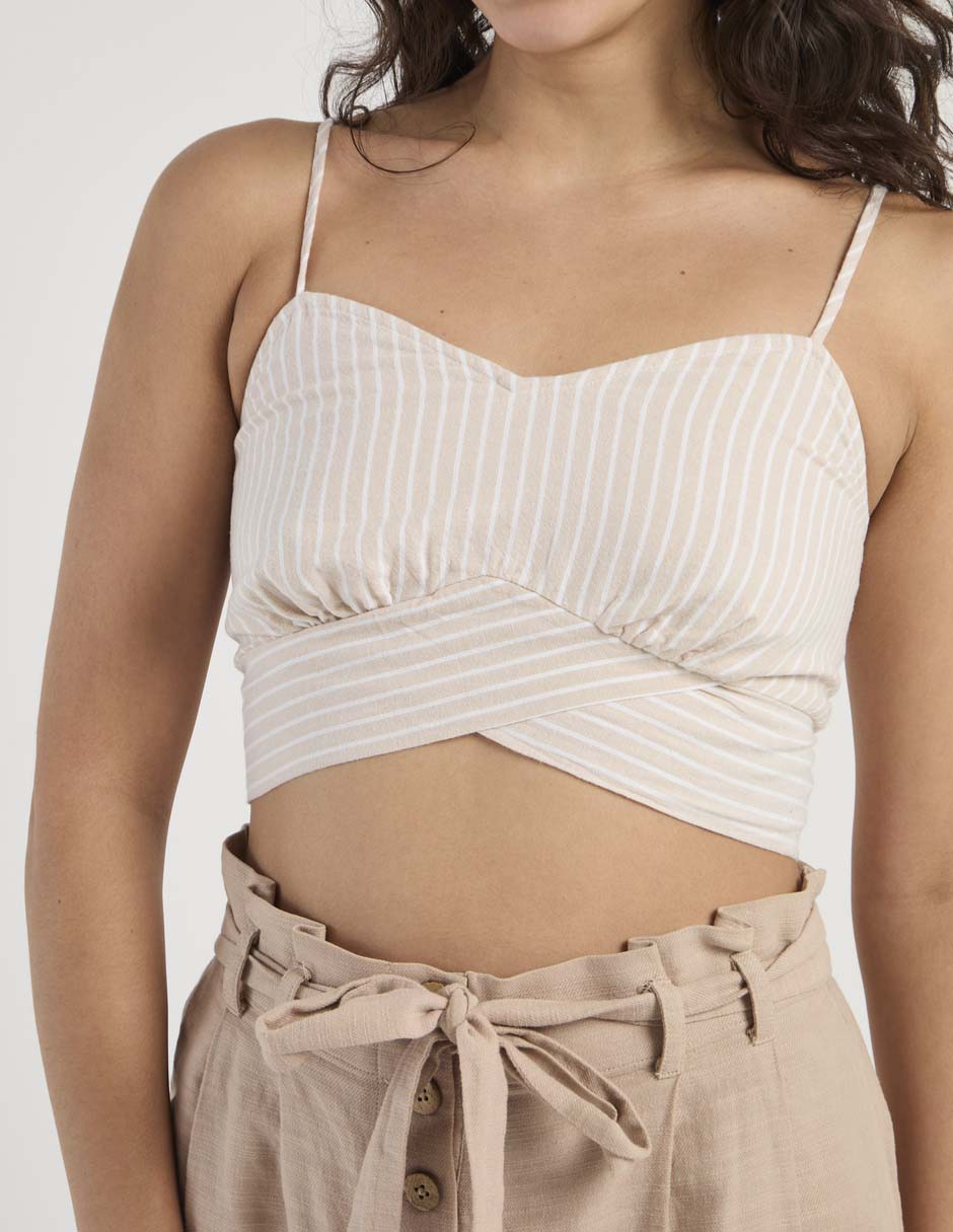 Top escote corazón tirante ajustable 6