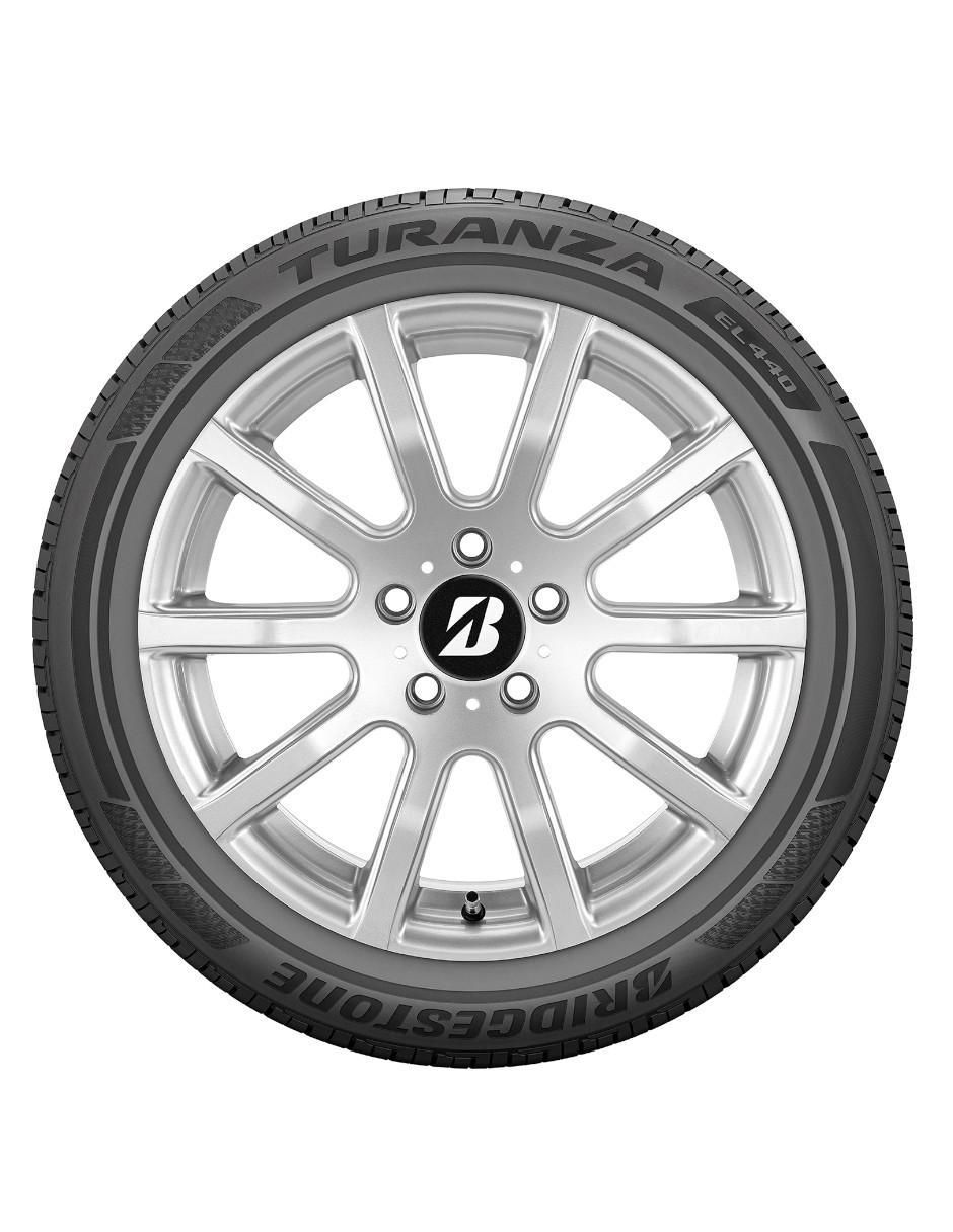 Set de llantas para auto TURANZA EL440 215/45R18 3