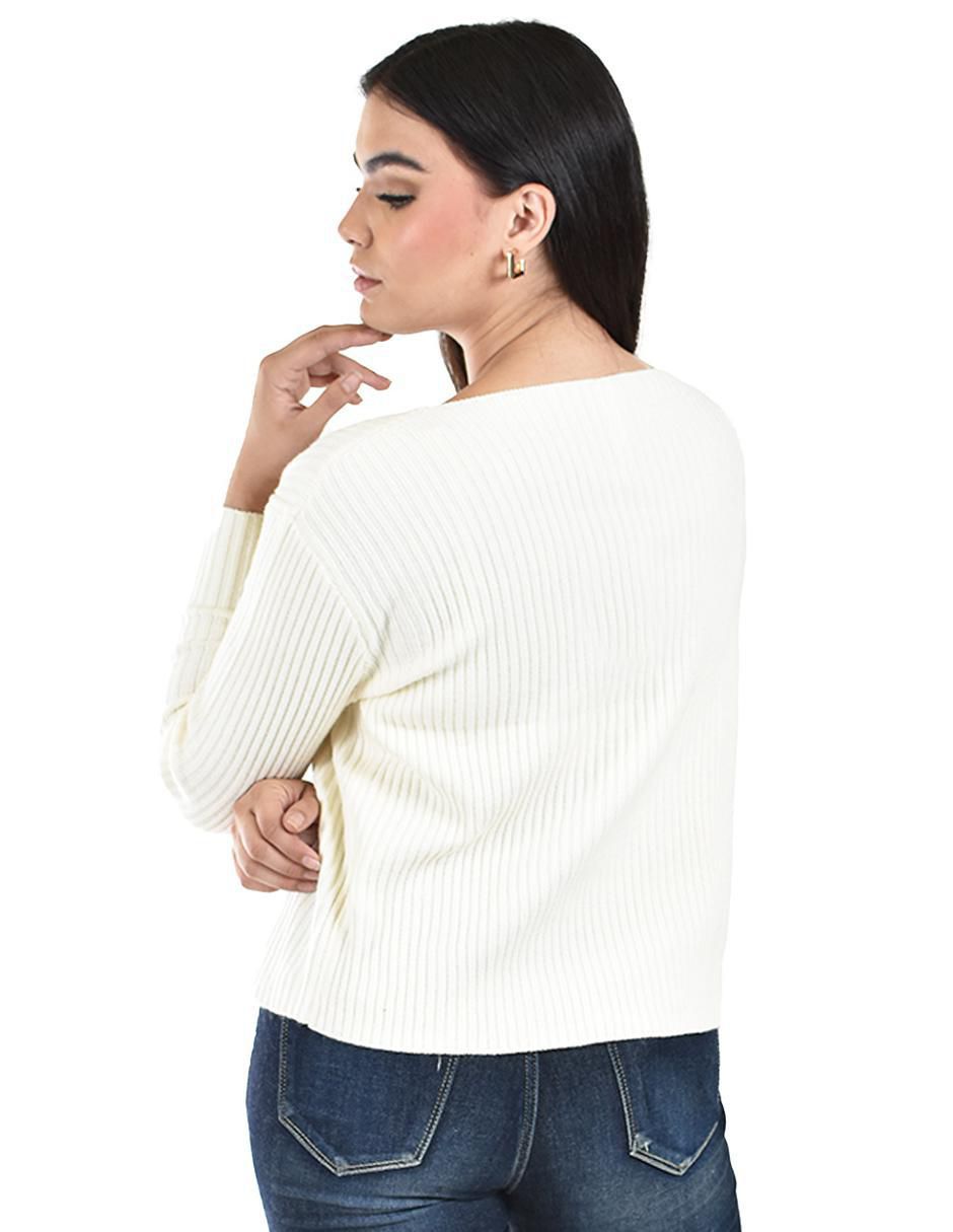 Suéter cuello ojal para mujer 4
