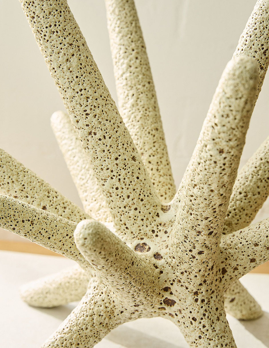 Figura decorativa de estrella Spiky de ceramica