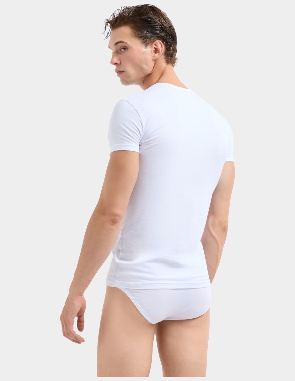 Set playera cuello redondo para hombre 4