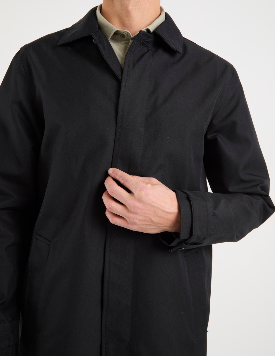 Chamarra impermeable para hombre