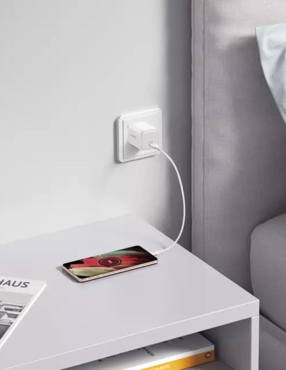 Cargador pared Ugreen de 30 W USB tipo C Nexode Mini GaN