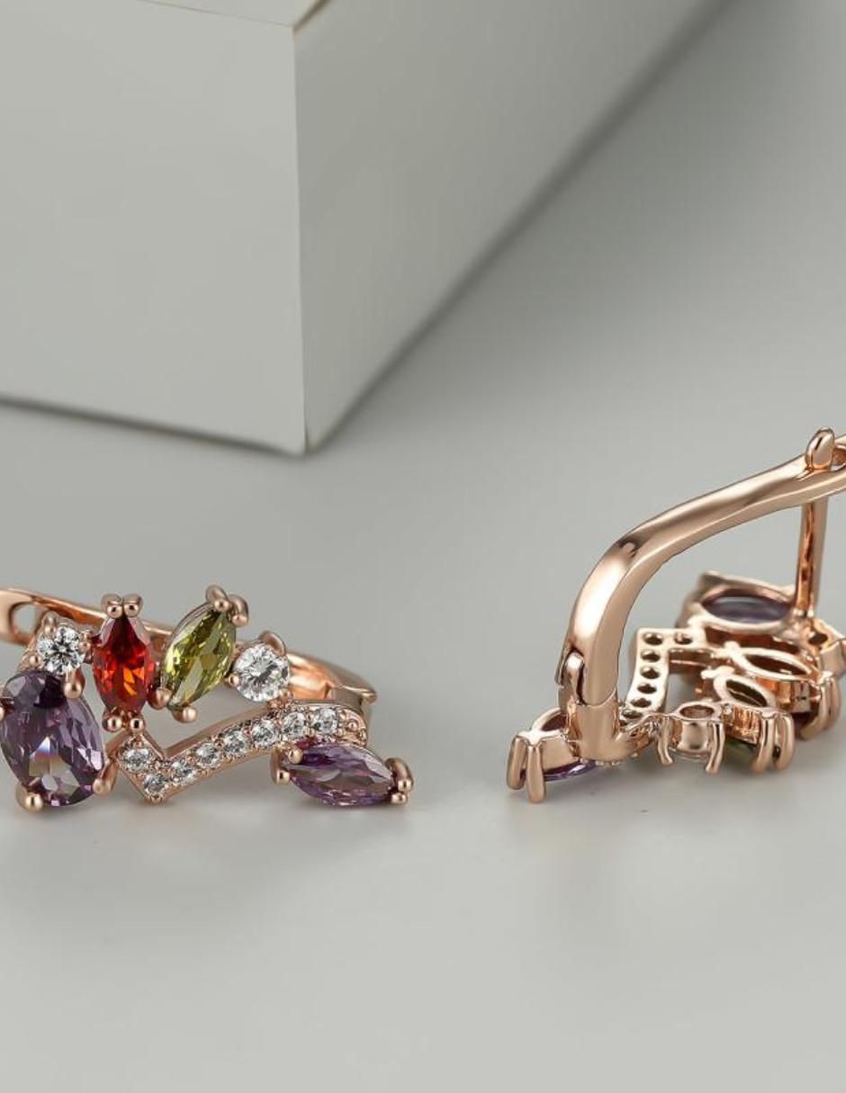 Aretes de media luna