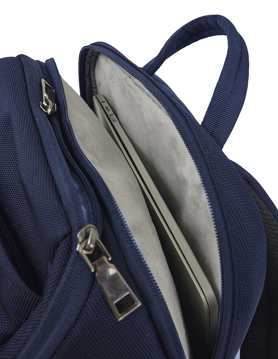 Mochila con portalaptop para hombre 7