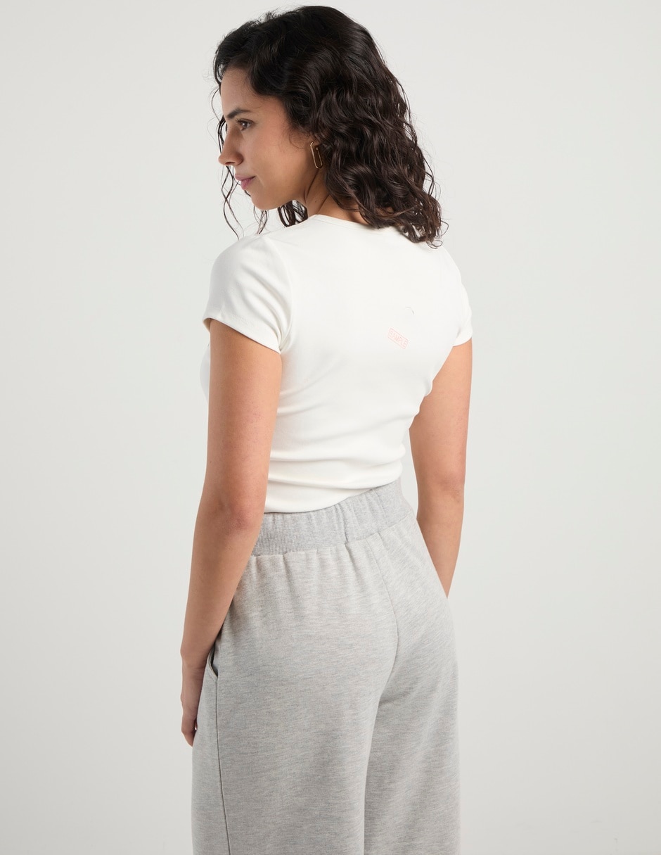 Playera manga corta cuello redondo mujer 7