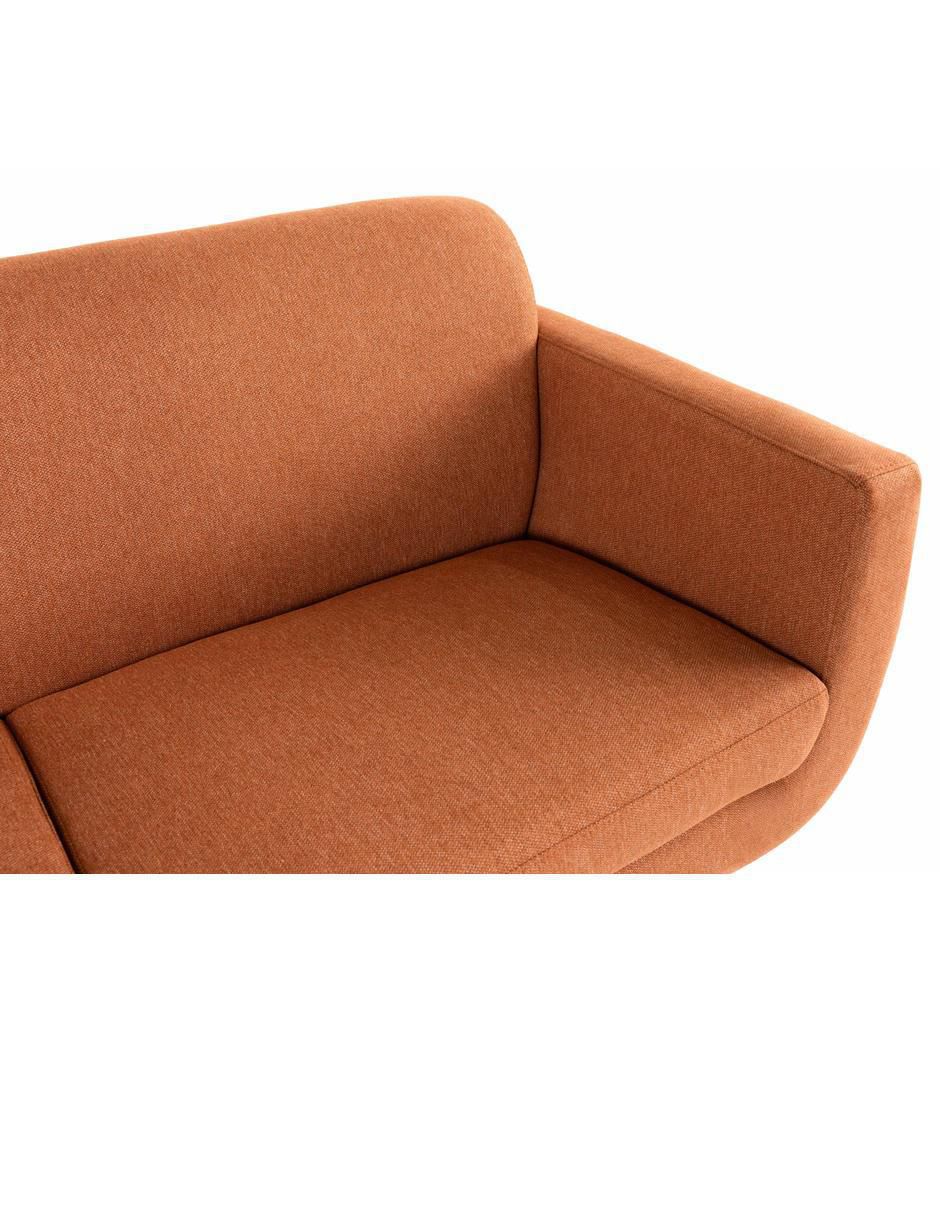 Love seat sweet