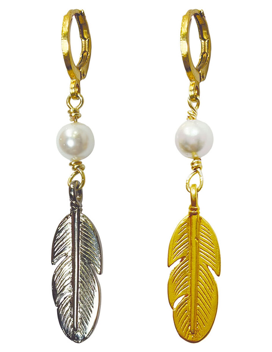 Collar de pluma vangania de baño de oro 18 k