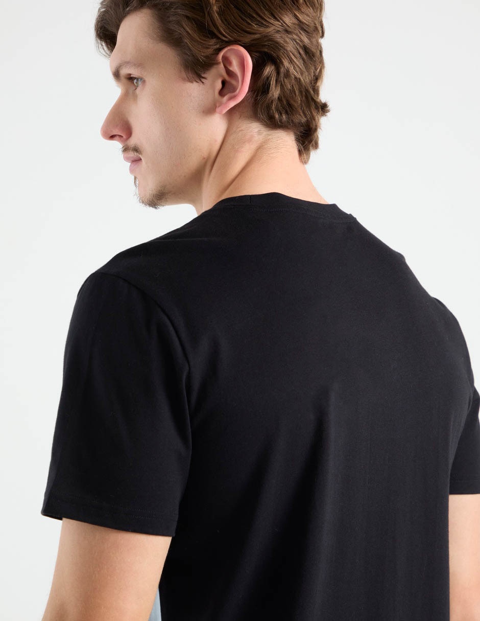 Playera cuello regular para hombre 2