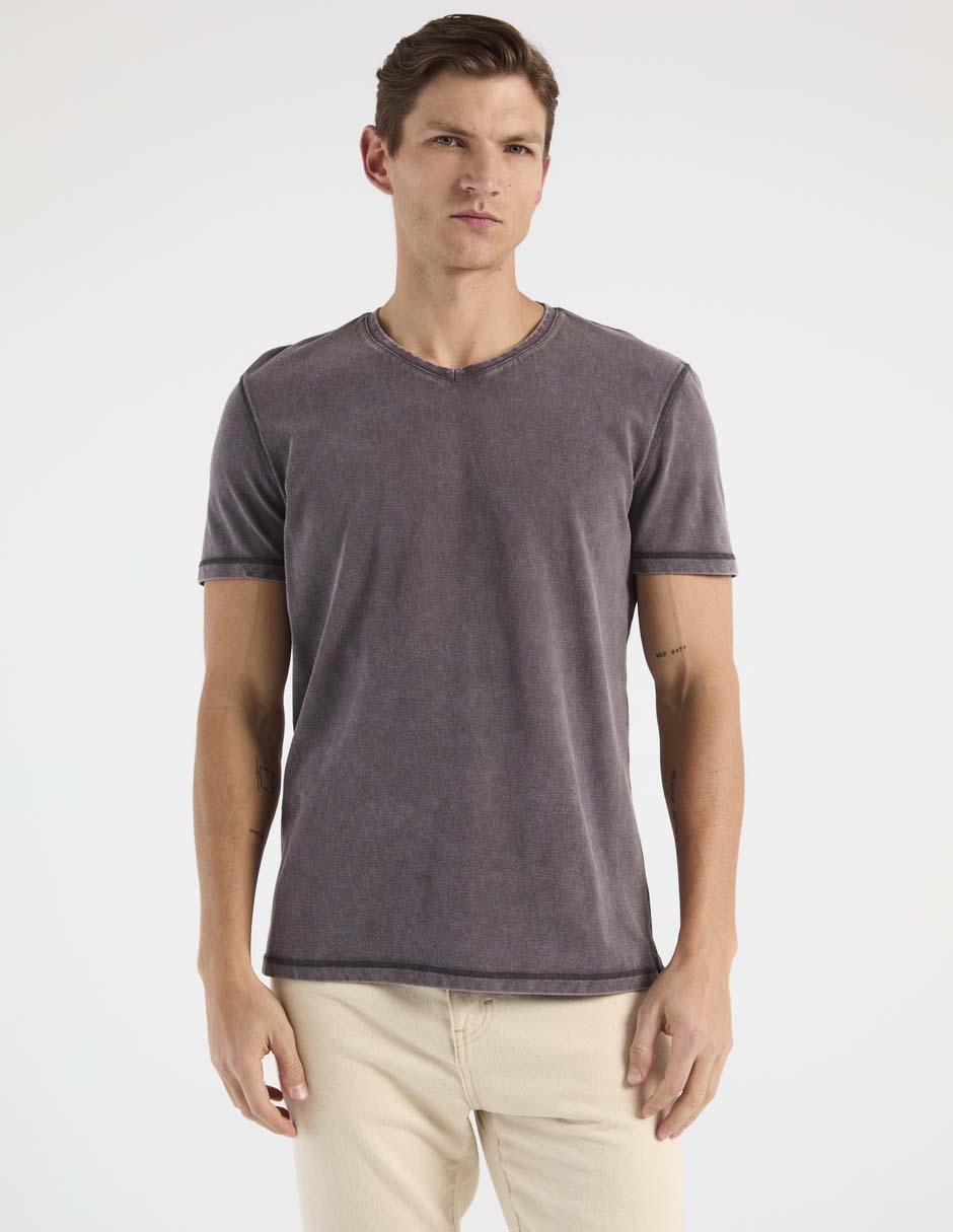 Playera cuello v para hombre 1