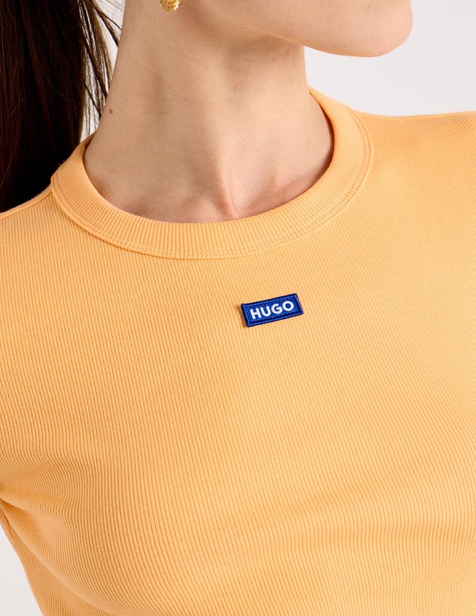 Playera manga corta cuello redondo mujer