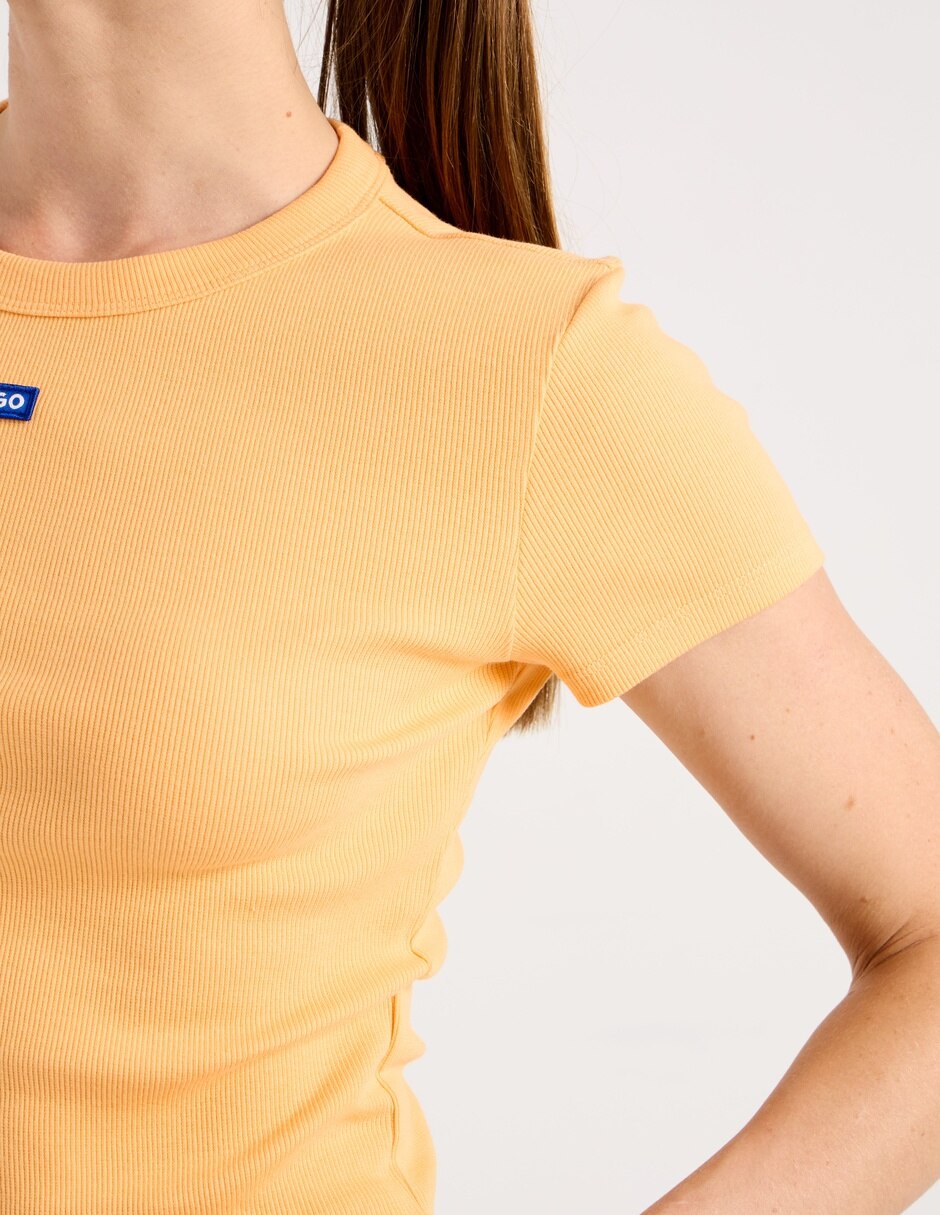 Playera manga corta cuello redondo mujer