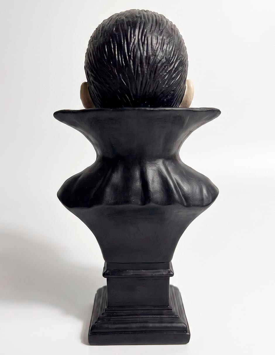 Figura decorativa de Halloween con forma de Drácula