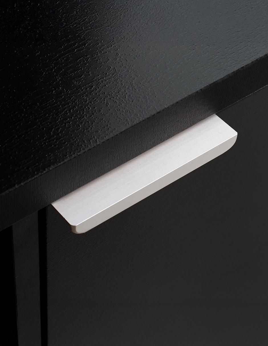 Mueble armable de TV 16