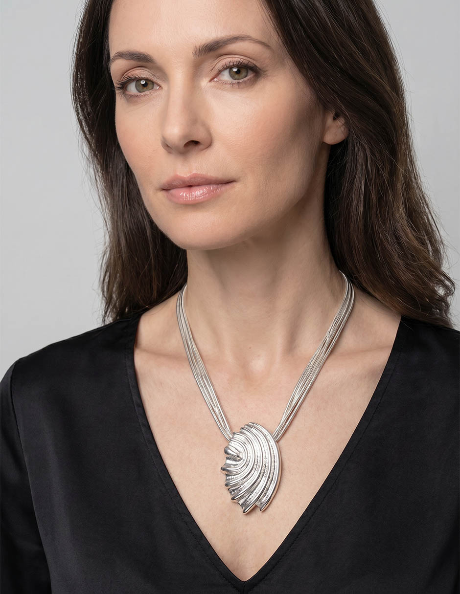 Collar 3
