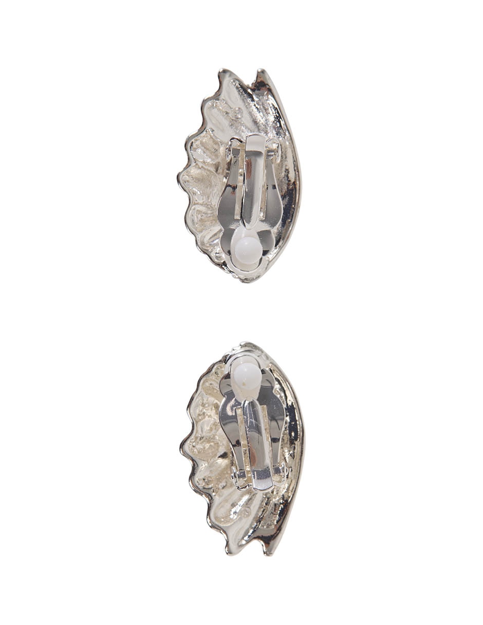 Aretes largos con acabado brillante 2