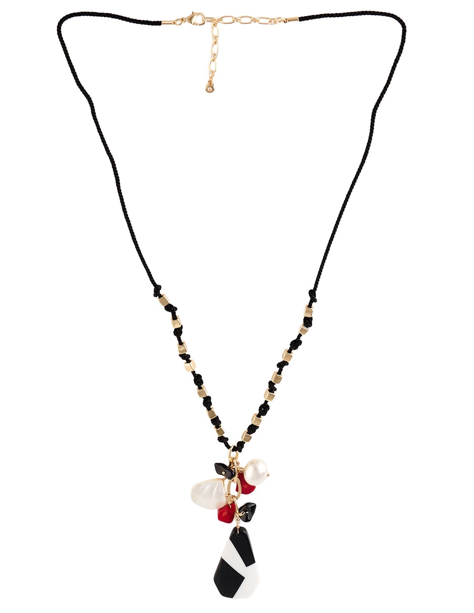 Collar con dije 2