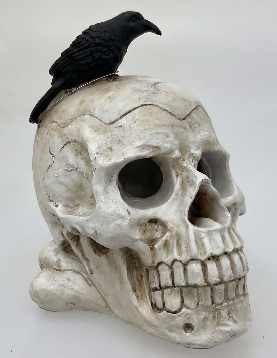 Figura decorativa de halloween con forma de cráneo 1