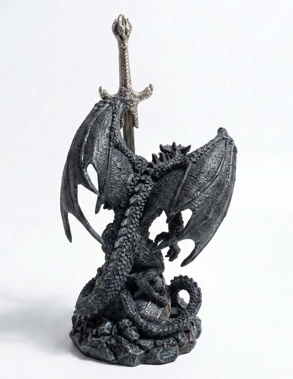 DRAGON CON ESPADA 3