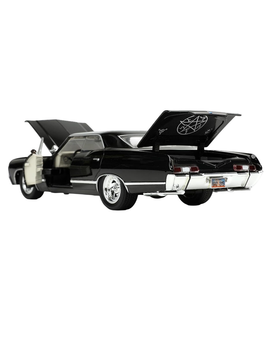 Vehículo a escala 1:24 1967 Chevrolet Impala SS Dean Winchester 8