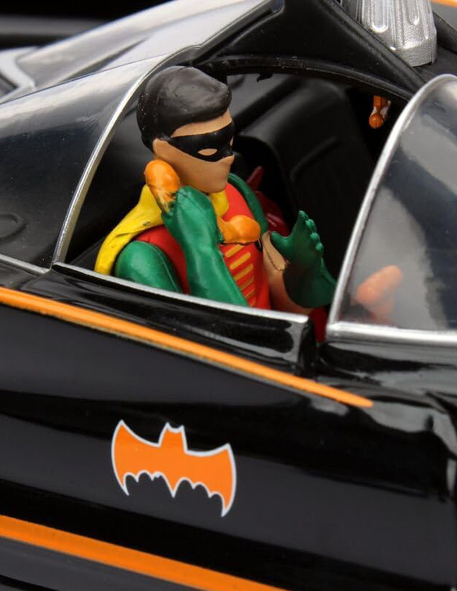 Vehículo a escala 1:24 batmobile clásico batman 6