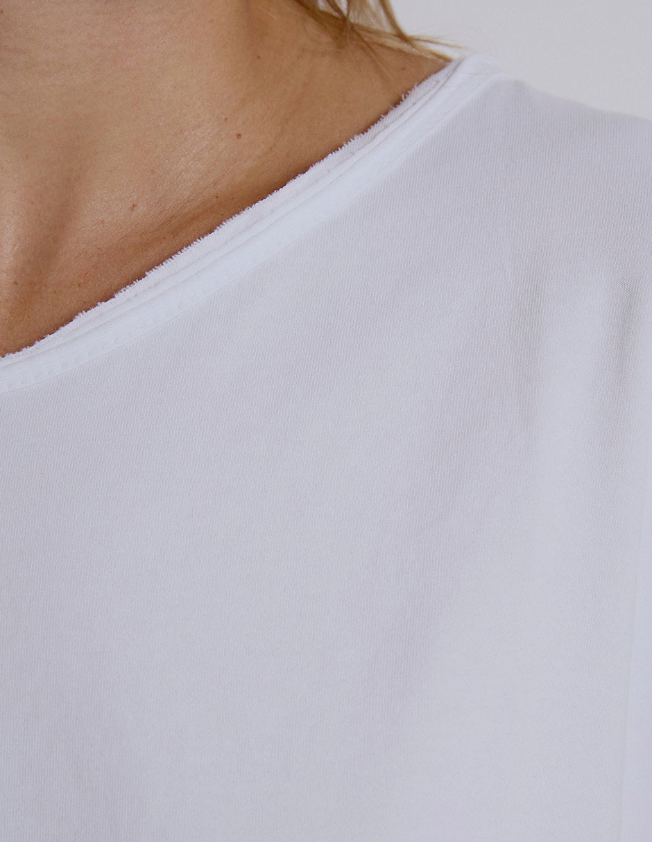 Playera manga larga Renatta& cuello redondo para mujer 6