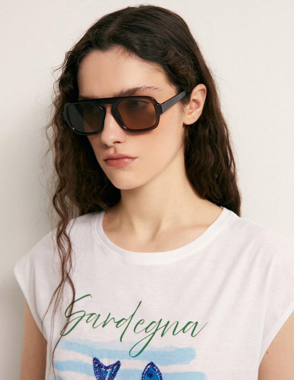 Playera manga corta cuello redondo para mujer 3