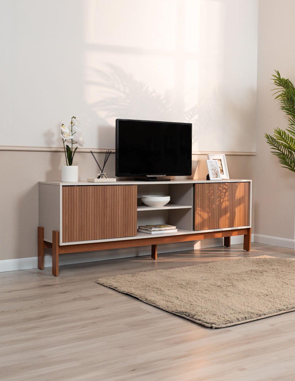 Mueble de tv armable pessoa de madera