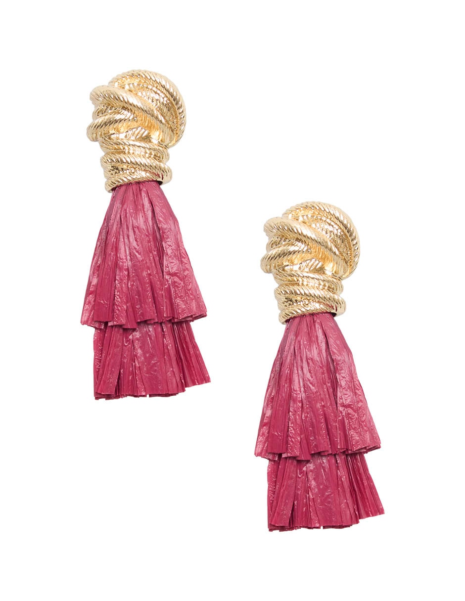 Aretes largos con acabado mate