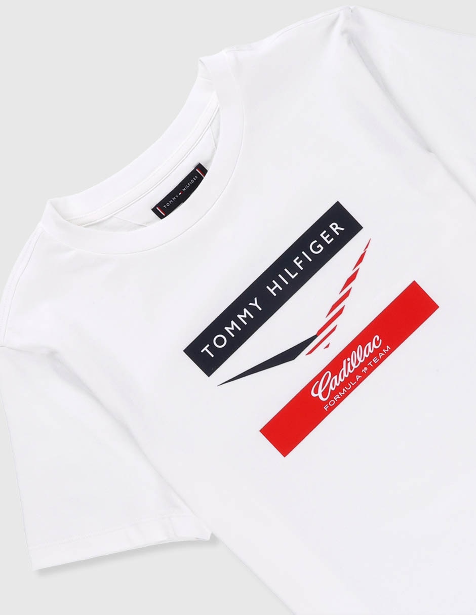 Playera Tommy Hilfiger Fórmula 1 Cadillac F1 Chevron manga corta para niño 3