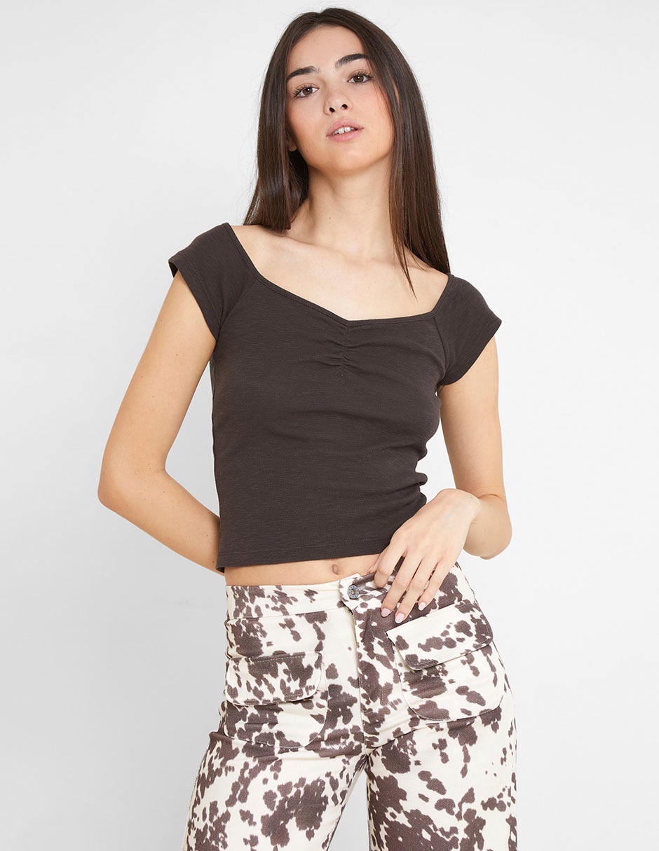 Tank top cuello V para mujer 4