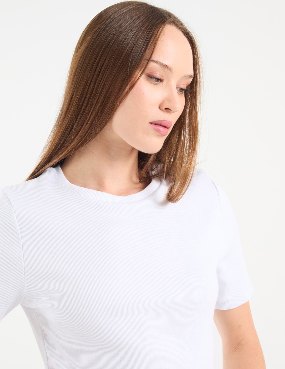 Playera manga corta cuello redondo mujer 4