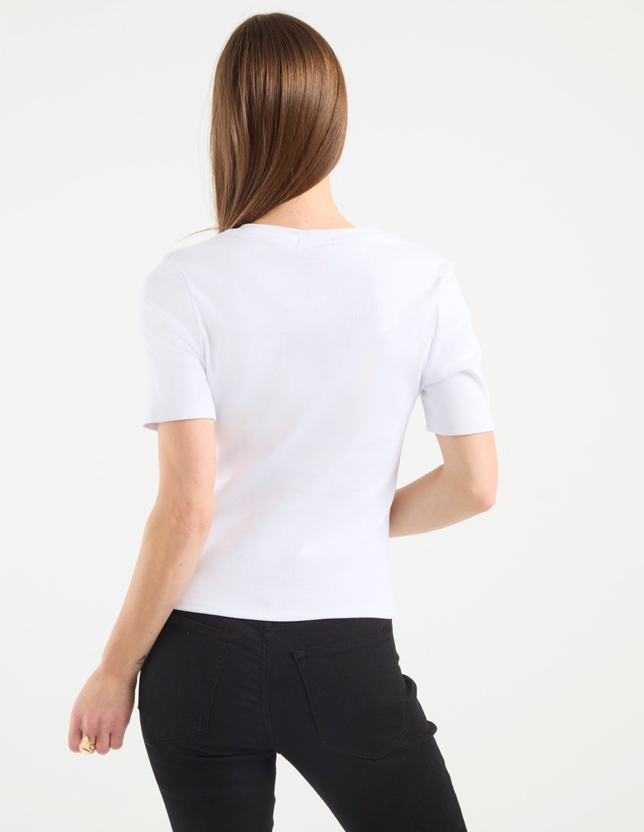 Playera manga corta cuello redondo mujer 6