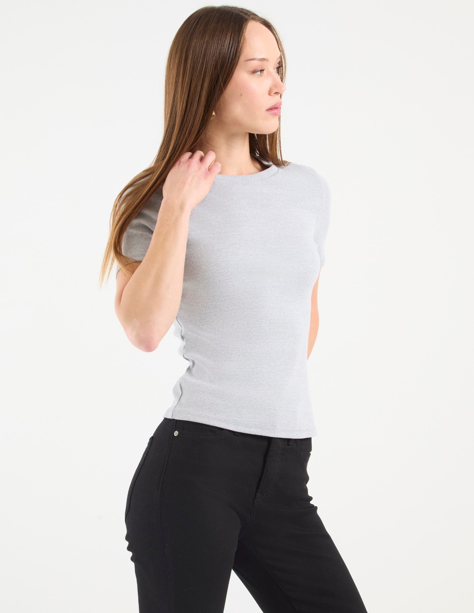 Playera manga corta cuello redondo para mujer 2