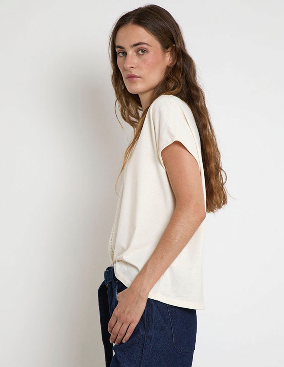 Playera cuello redondo para mujer 5
