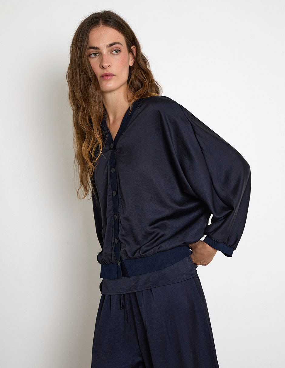 Suéter cuello V para mujer 4