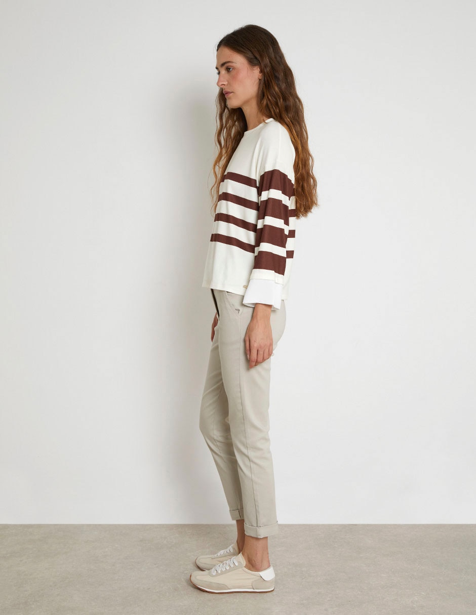 Suéter cuello redondo para mujer 4