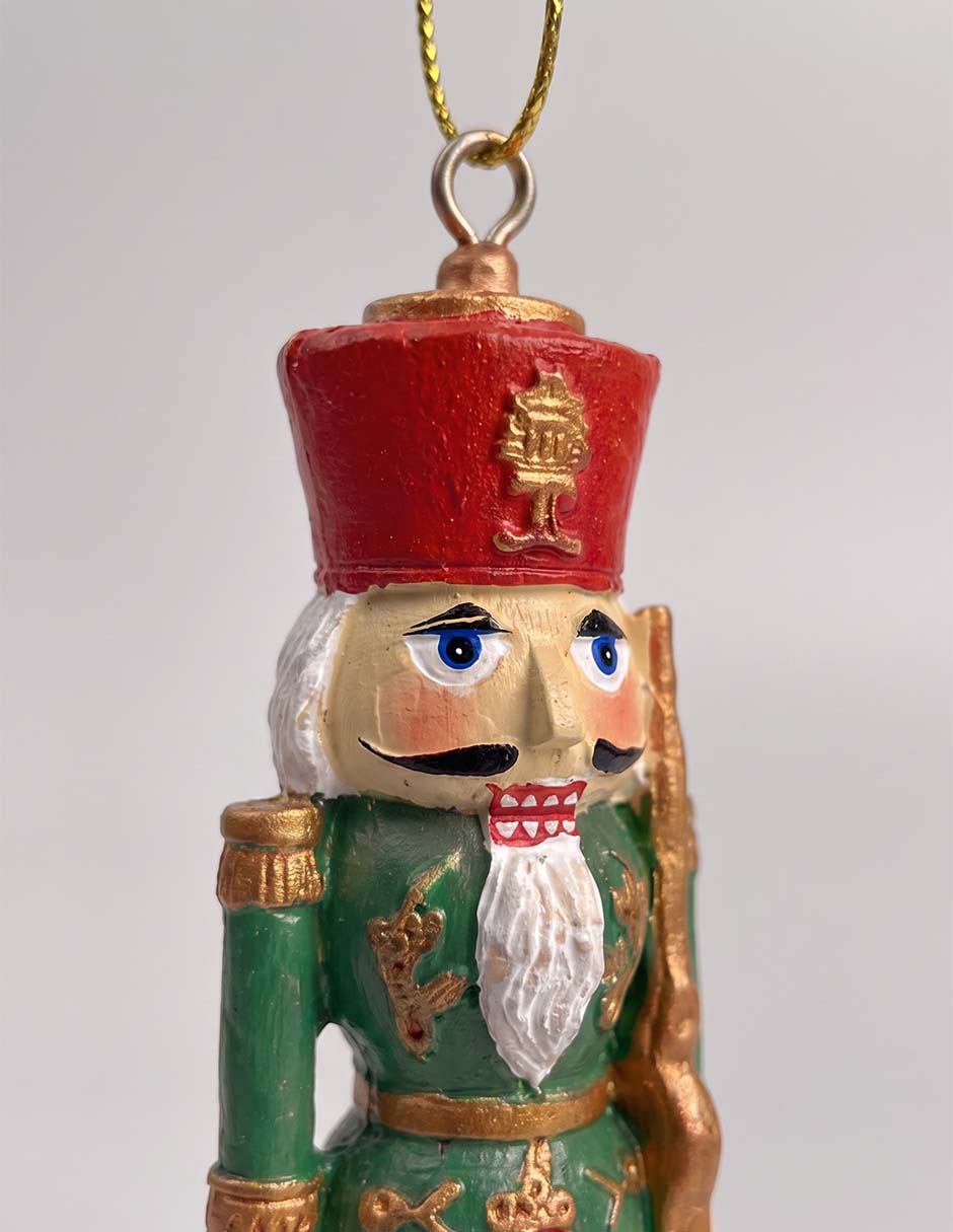 Ornamento navideño de cascanueces 4