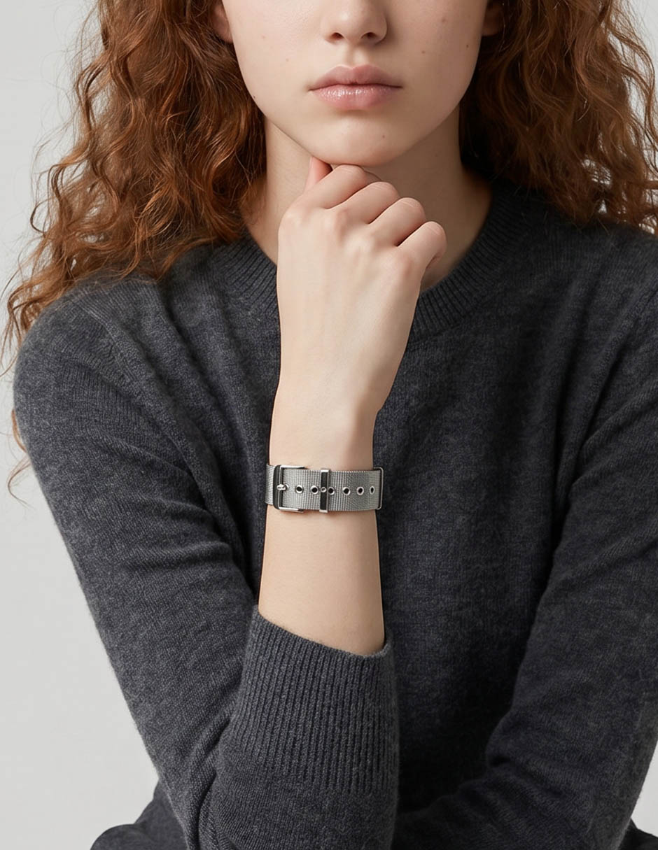 Brazalete con acabado brillante
