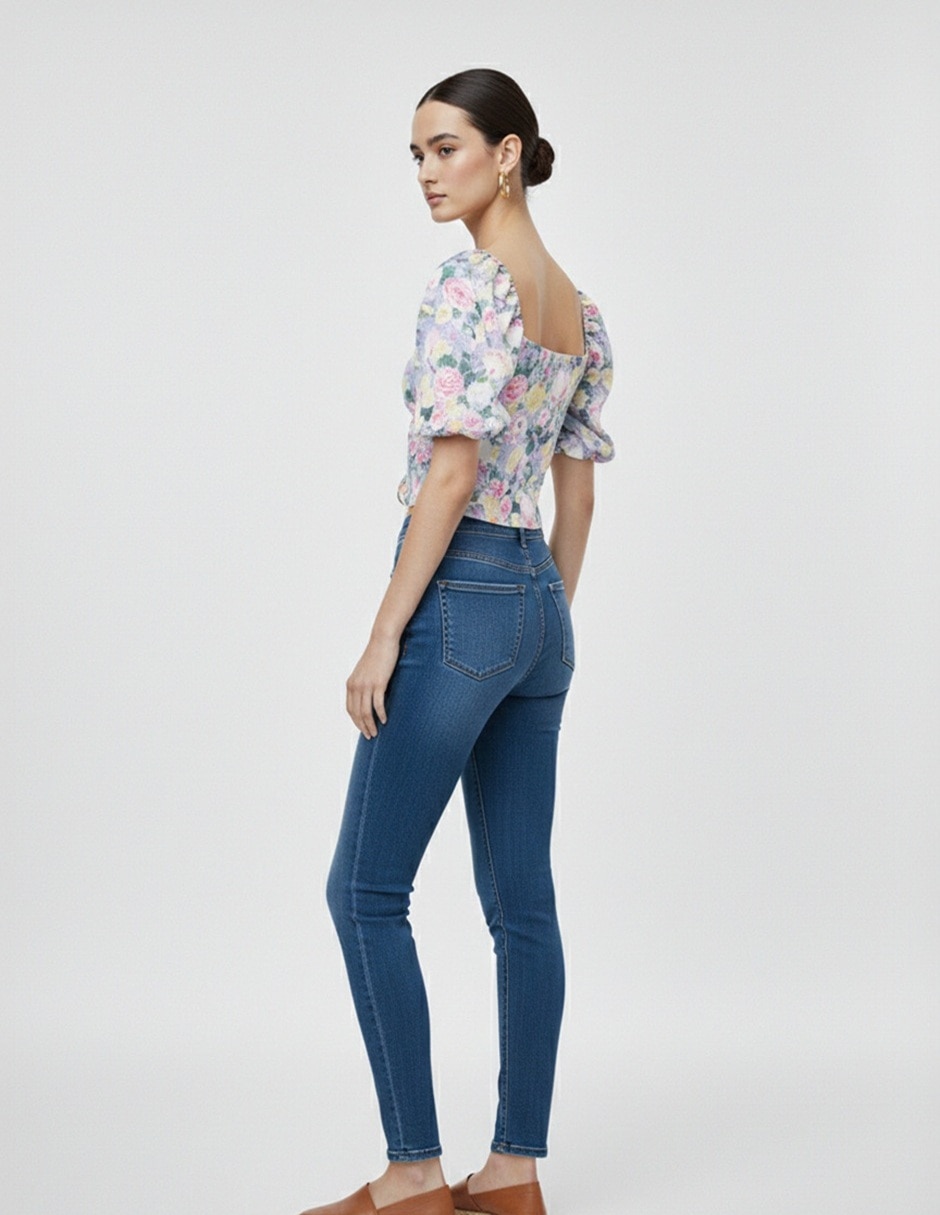 Top con manga pieces cuello redondo