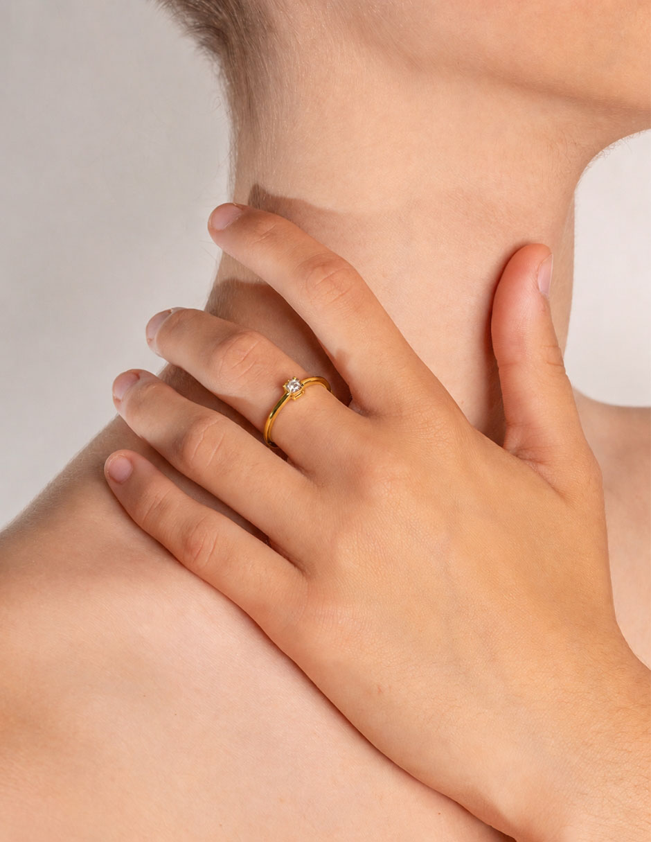 Anillo de diamante oro amarillo 14 k diamante 3