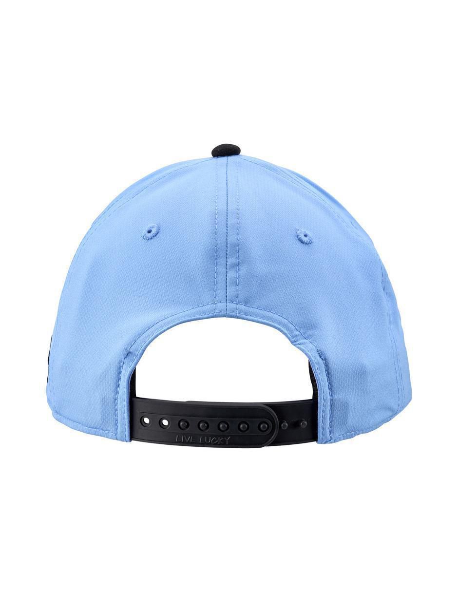 Gorra visera semicurva broche casual Black Clover unisex
