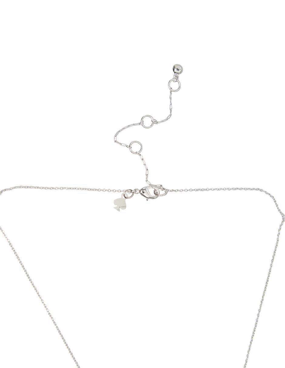 Collar con dije de flor 3