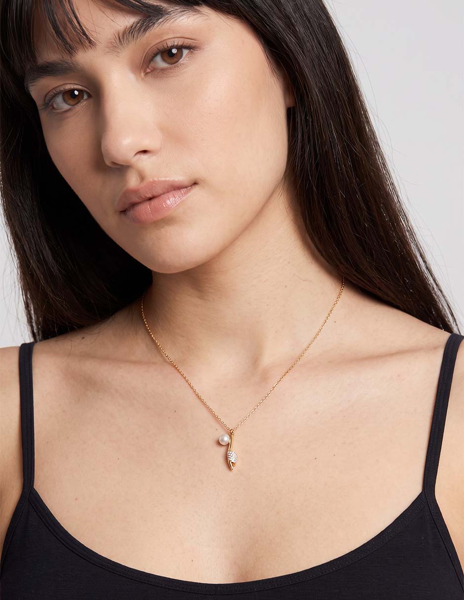 Collar de zapatilla Kate Spade con acabado pulido